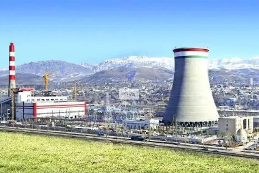 Sistema de refrigeración por aire indirecto de ventilación mecánica de Xinjiang Huayi Jinlong 2 × 100MW Proyecto de energía térmica de contrapresión